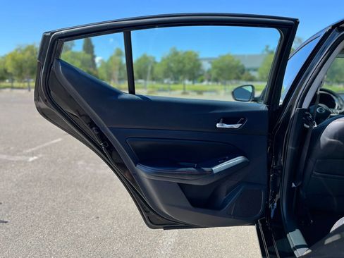 Used 2019 Nissan Altima 2.5 SR AWD/4WD image 11