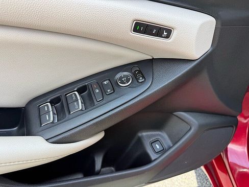 Used 2019 Honda Accord EX-L image 36