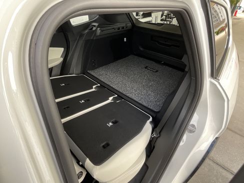 New 2026 BMW X1 xDrive28i AWD/4WD image 30