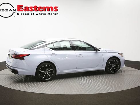 Used 2023 Nissan Altima 2.5 SR w/ SR Premium Package FWD image 43