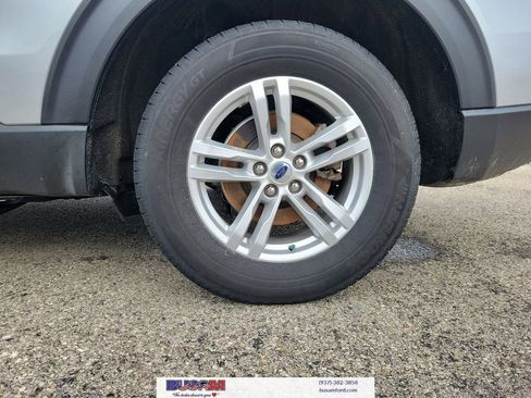 Certified 2023 Ford Explorer XLT AWD/4WD image 7