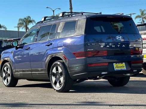 Certified 2025 Hyundai Santa Fe SEL image 6