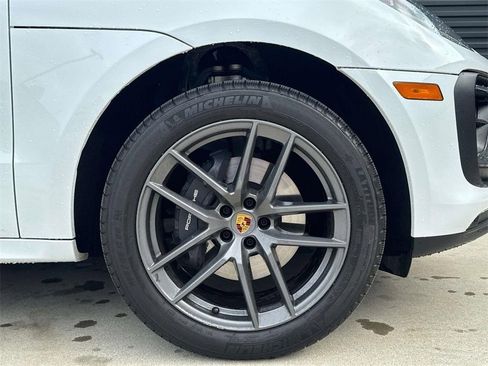 Certified 2025 Porsche Macan Turbo AWD/4WD image 12