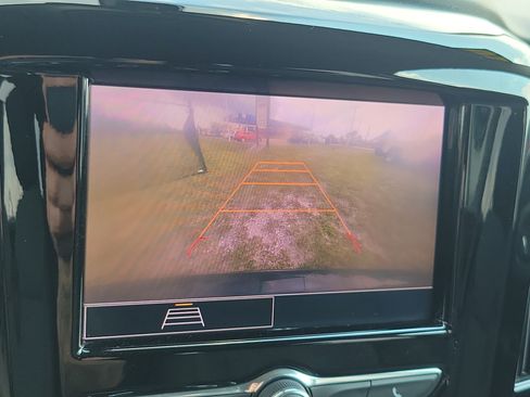 Used 2020 Chevrolet Traverse LS FWD image 22