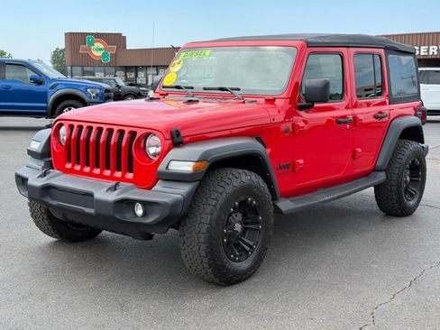 Used 2022 Jeep Wrangler Unlimited Sport AWD/4WD image 4