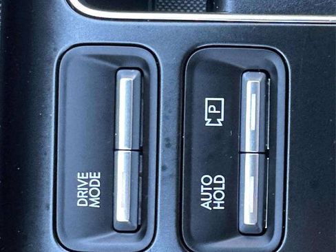 Used 2025 Hyundai Sonata SEL FWD image 22