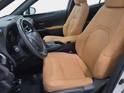 Used 2024 Lexus UX 250h AWD w/ Premium Package image 14