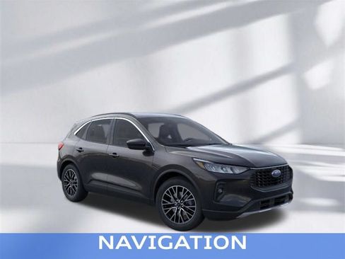Used 2025 Ford Escape SE FWD image 8