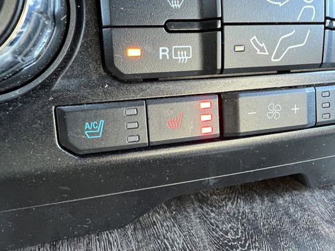 Used 2017 Ford F250 Lariat w/ Tow Technology Bundle image 39