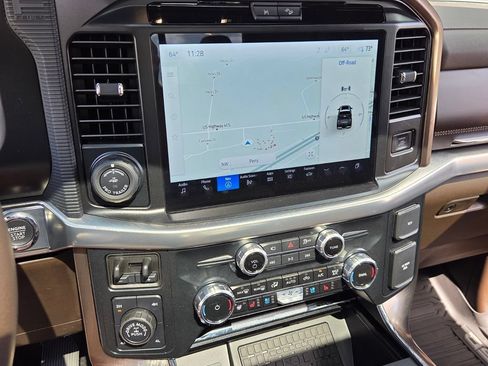 Used 2025 Ford F150 King Ranch w/ FX4 Off-Road Package AWD/4WD image 25