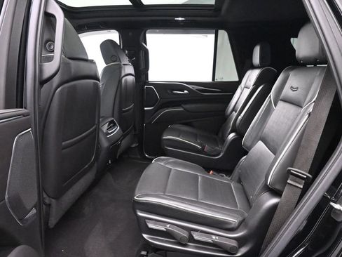 Used 2022 Cadillac Escalade Sport w/ Touring Package AWD/4WD image 17