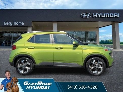 Certified 2023 Hyundai Venue SEL FWD image 9