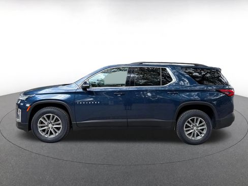 Used 2023 Chevrolet Traverse LT FWD image 4