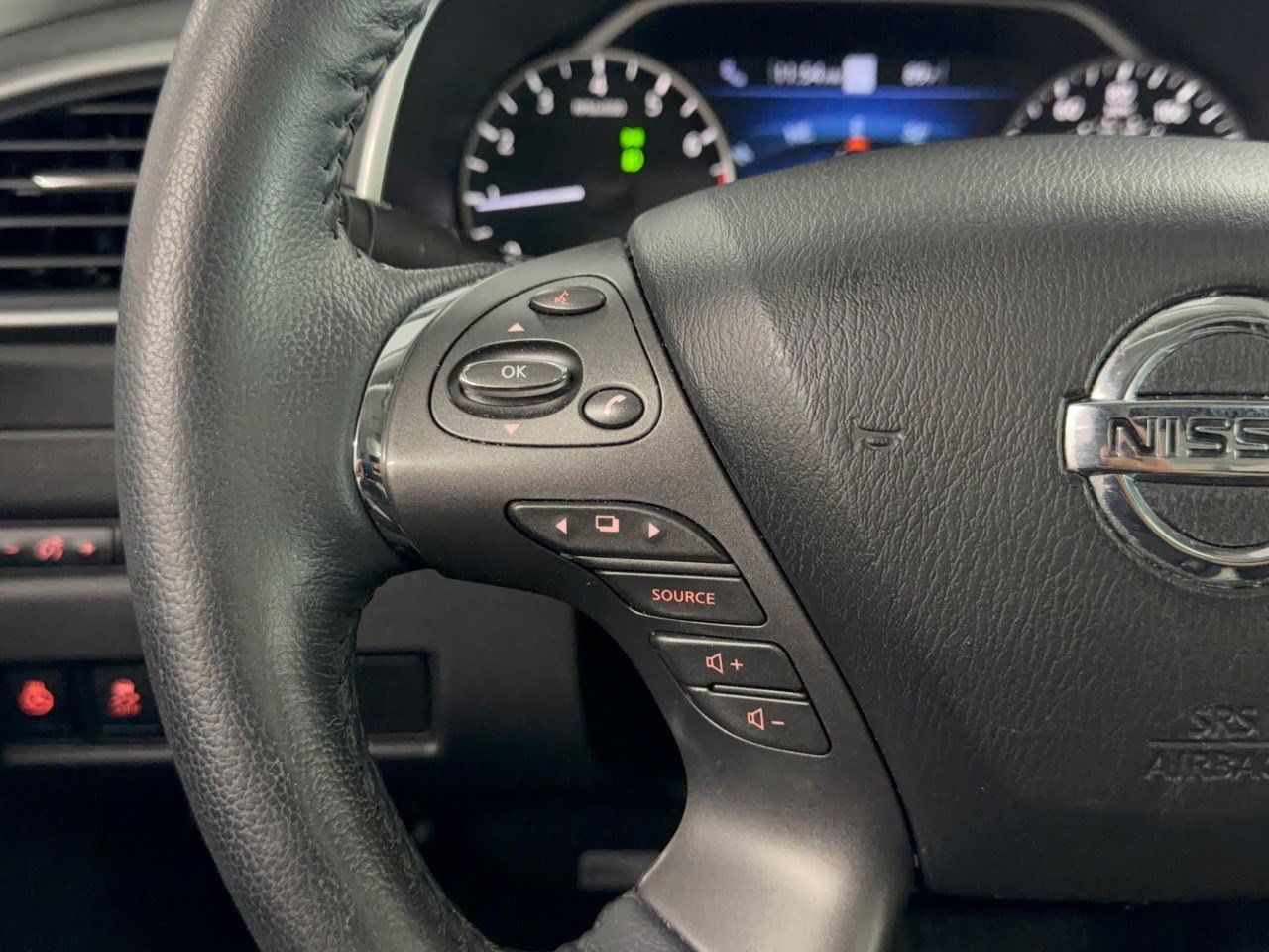 Used 2021 Nissan Murano SL w/ SL Moonroof Package FWD image 18