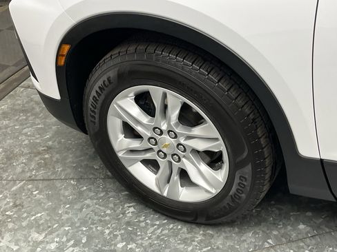 Used 2022 Chevrolet Blazer LT w/ Sound & Technology Package FWD image 33