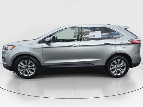 Used 2024 Ford Edge Titanium AWD/4WD image 8