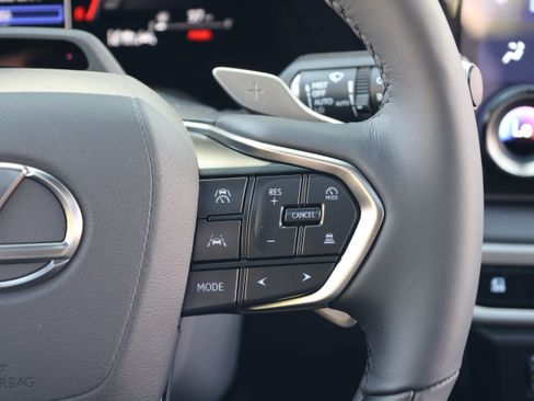 Used 2026 Lexus RX 350 Premium w/ Convenience Package FWD image 21