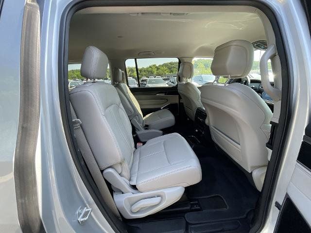 Used 2024 Jeep Wagoneer Series II AWD/4WD image 70