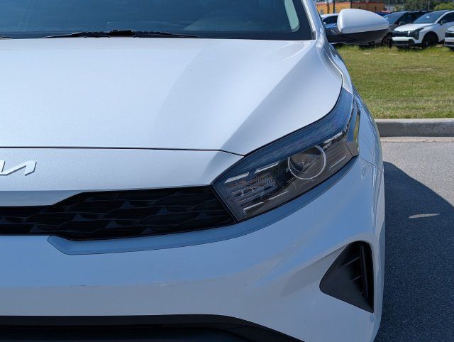 Used 2023 Kia Forte LXS FWD image 12