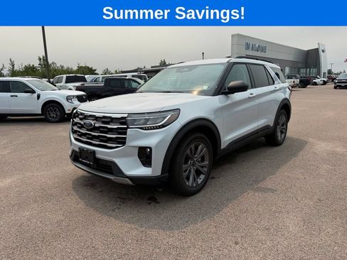 Used 2026 Ford Explorer Active w/ Active Comfort Package AWD/4WD image 3