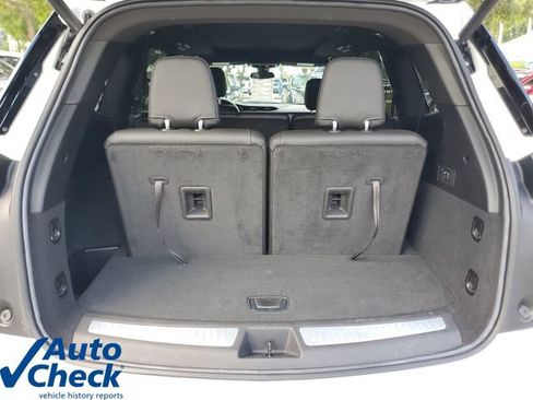 Certified 2024 Cadillac XT6 Luxury FWD image 10