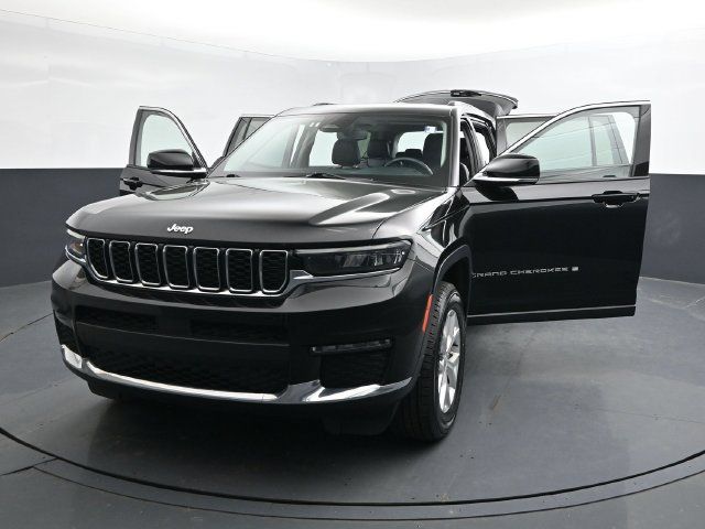 Used 2023 Jeep Grand Cherokee L Limited AWD/4WD image 53