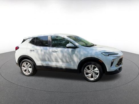 Used 2025 Buick Encore GX Preferred image 2