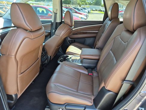 Used 2019 Acura MDX FWD w/ Advance Package image 10