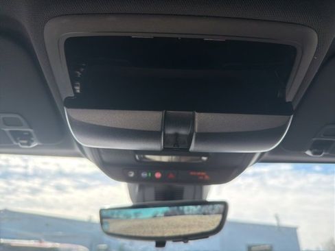 New 2026 GMC Terrain AT4 w/ Convenience Package III image 31