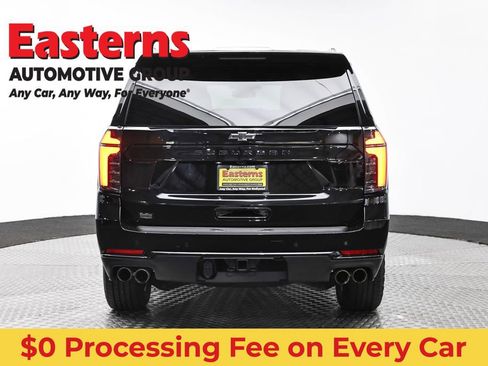 Used 2025 Chevrolet Suburban Z71 AWD/4WD image 6