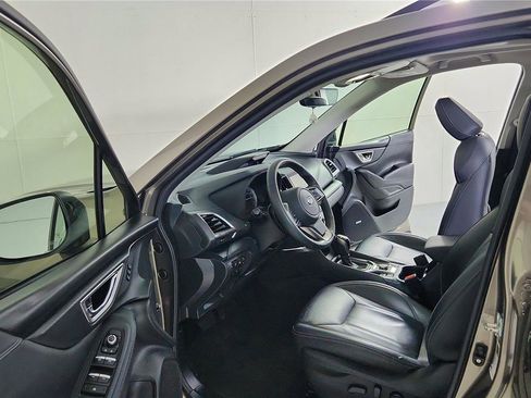 Used 2021 Subaru Forester Touring image 19