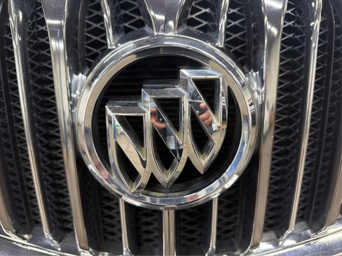 Used 2015 Buick Enclave Leather w/ Trailering Package FWD image 44