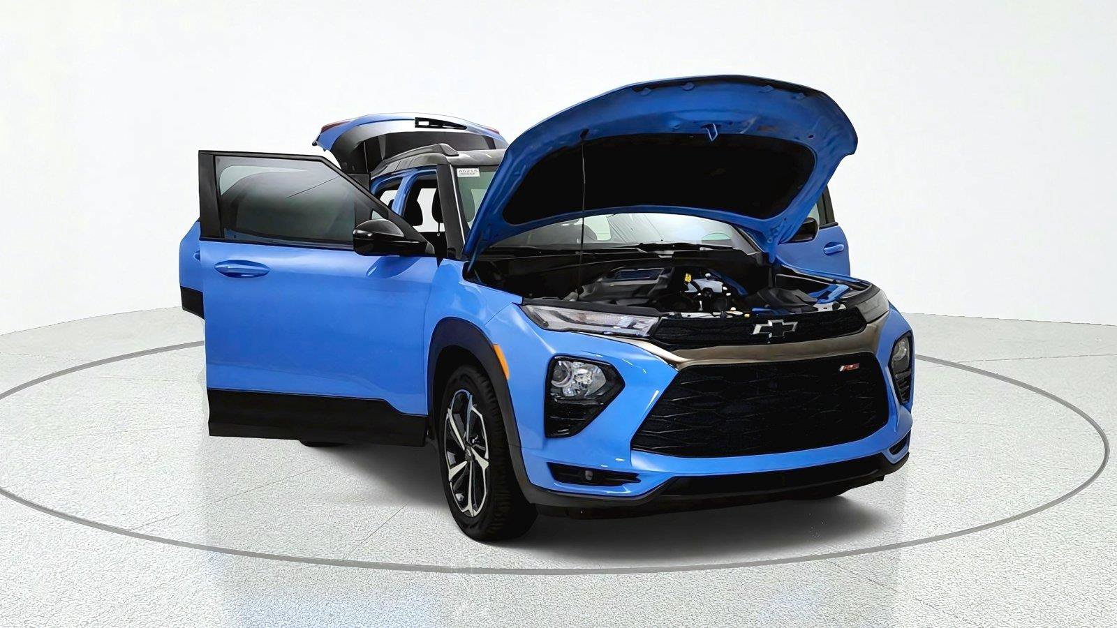 Used 2023 Chevrolet TrailBlazer RS w/ Sun and Liftgate Package FWD image 32