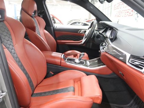 Used 2021 BMW X5 M w/ Executive Package image 19