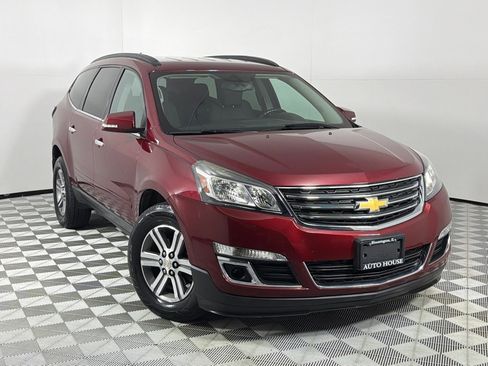 Used 2016 Chevrolet Traverse LT AWD/4WD image 2