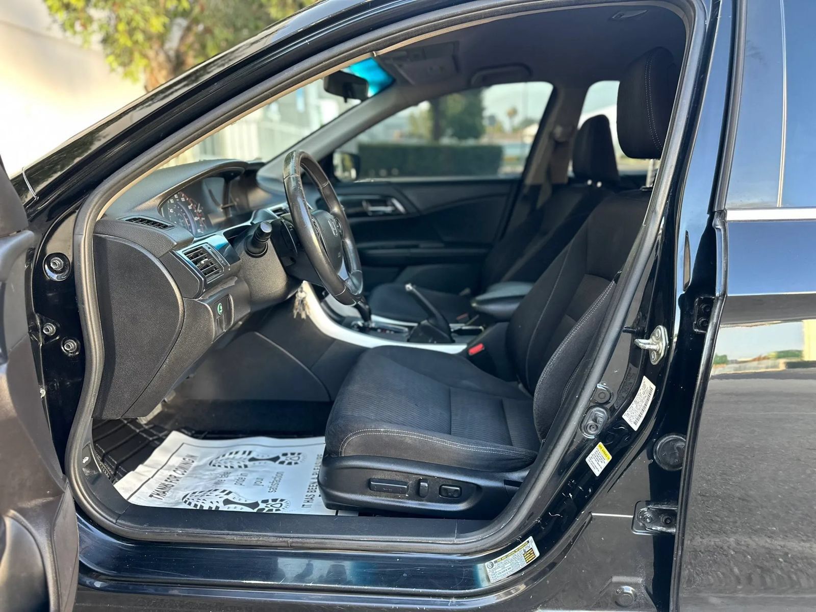 Used 2015 Honda Accord Sport image 17