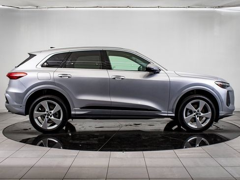 New 2025 Audi Q5 2.0T Premium Plus image 6
