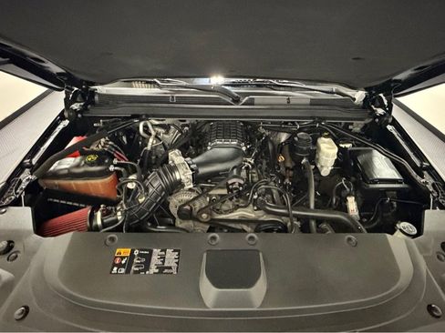 Used 2015 Cadillac Escalade ESV Platinum AWD/4WD image 18