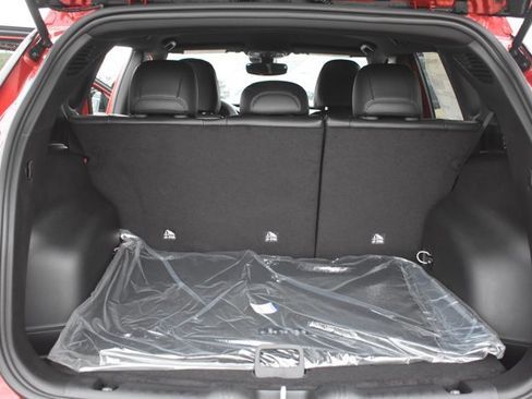 New 2026 Jeep Compass Latitude image 16