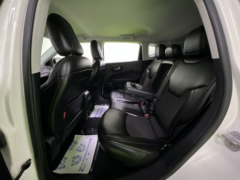Used 2020 Jeep Compass Trailhawk AWD/4WD image 27
