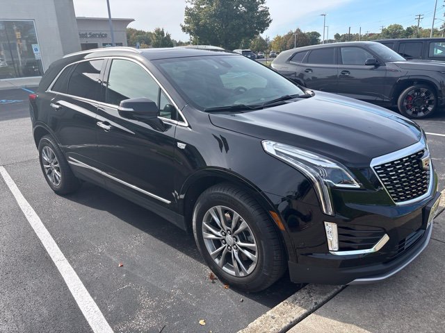 Used 2021 Cadillac XT5 Premium Luxury AWD/4WD image 3
