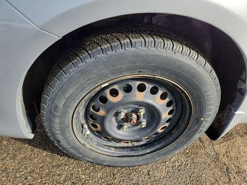 Used 2015 Nissan Versa S Plus image 28