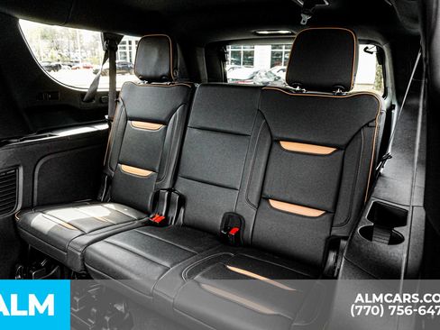 Used 2024 GMC Yukon XL AT4 w/ Technology Package image 23