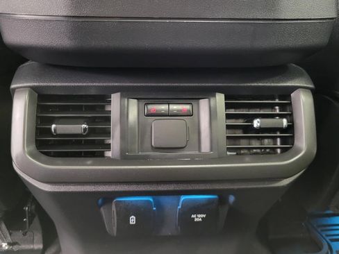 Used 2025 Ford F150 Lariat w/ Equipment Group 502A High AWD/4WD image 23