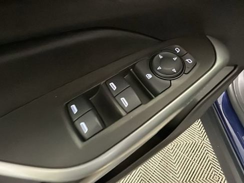 Used 2024 Chevrolet Trax LS w/ LS Convenience Package FWD image 10