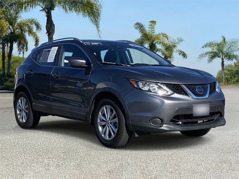 Certified 2019 Nissan Rogue Sport SV image 5