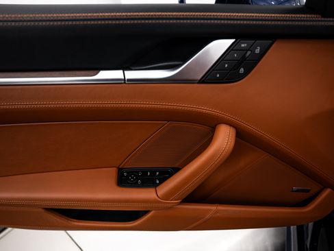 New 2026 Porsche 911 Carrera 4S image 21