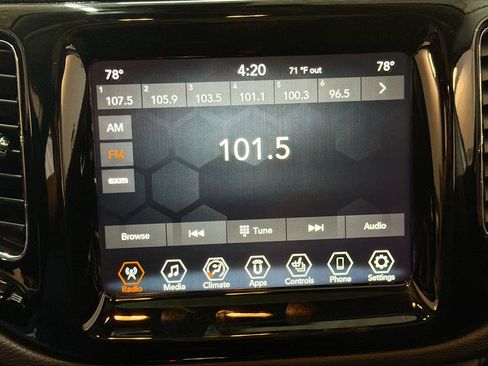 Used 2021 Jeep Compass Limited w/ Sun and Sound Group AWD/4WD image 21