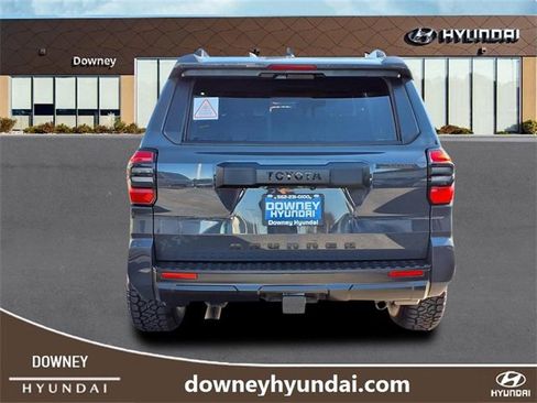 Used 2025 Toyota 4Runner SR5 image 5