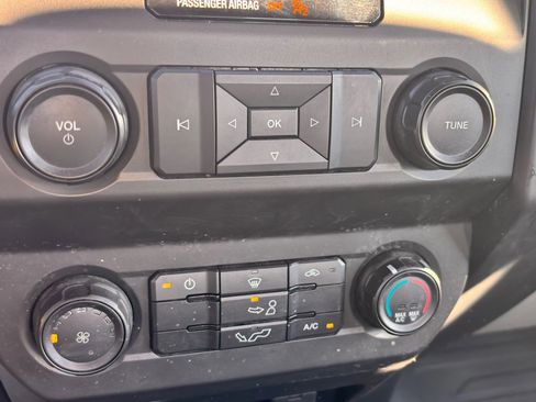 Certified 2020 Ford F150 XL w/ XL Power Equipment Group image 28